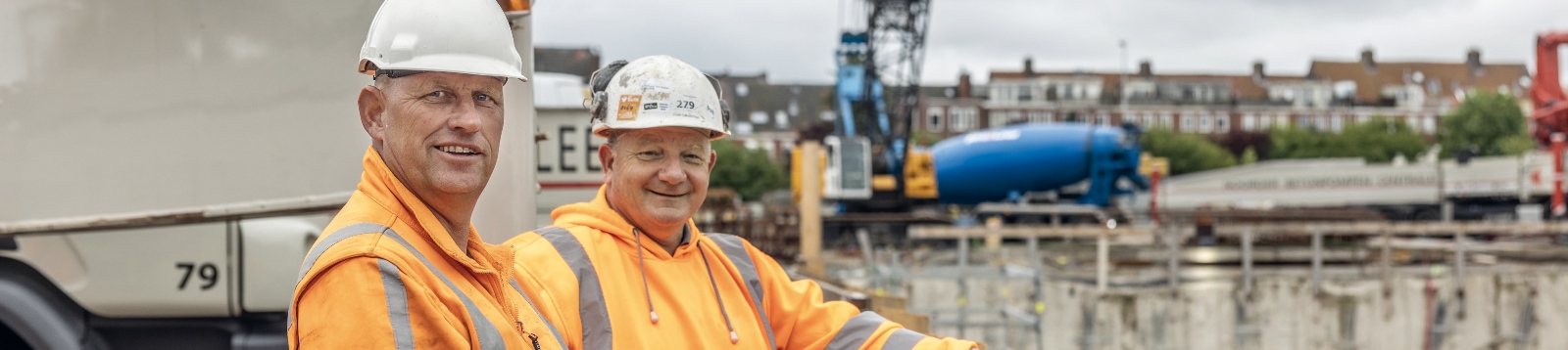 mannen op bouwplaats